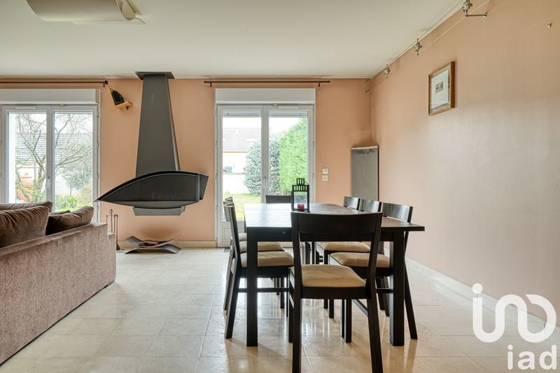 Maison - 140 m² - 5 pièces