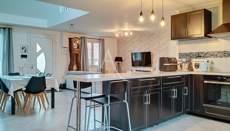 Maison - 113 m² - 6 pièces