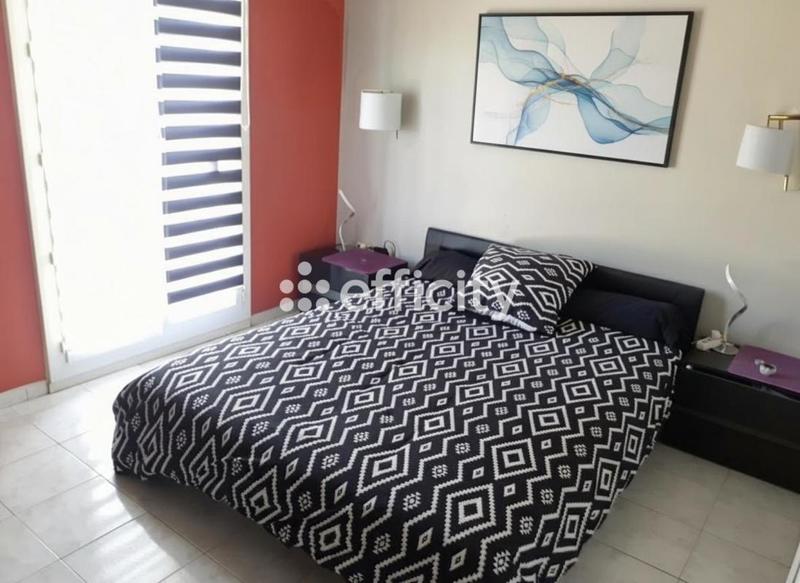 Maison - 102 m² - 5 pièces