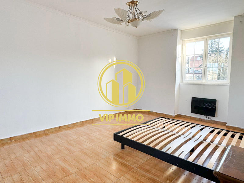 Maison - 203 m² - 5 pièces