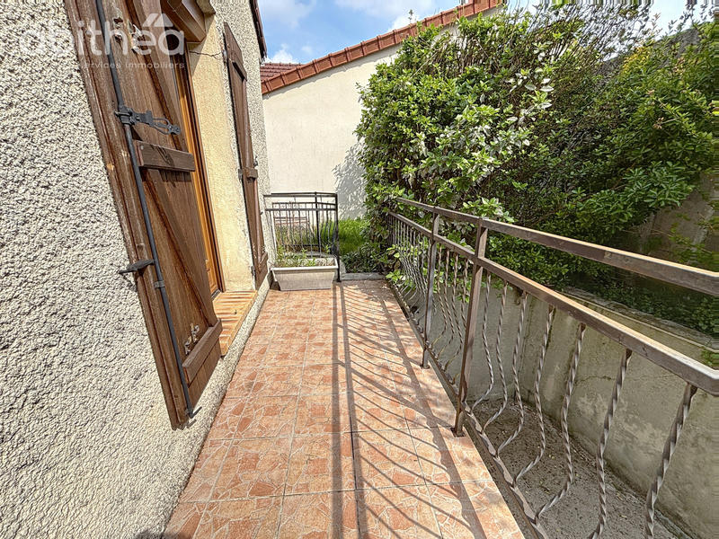 Maison - 86 m² - 5 pièces