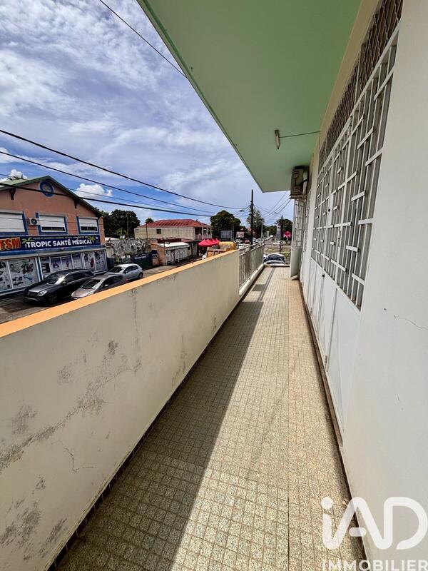 Maison - 193 m² - 8 pièces