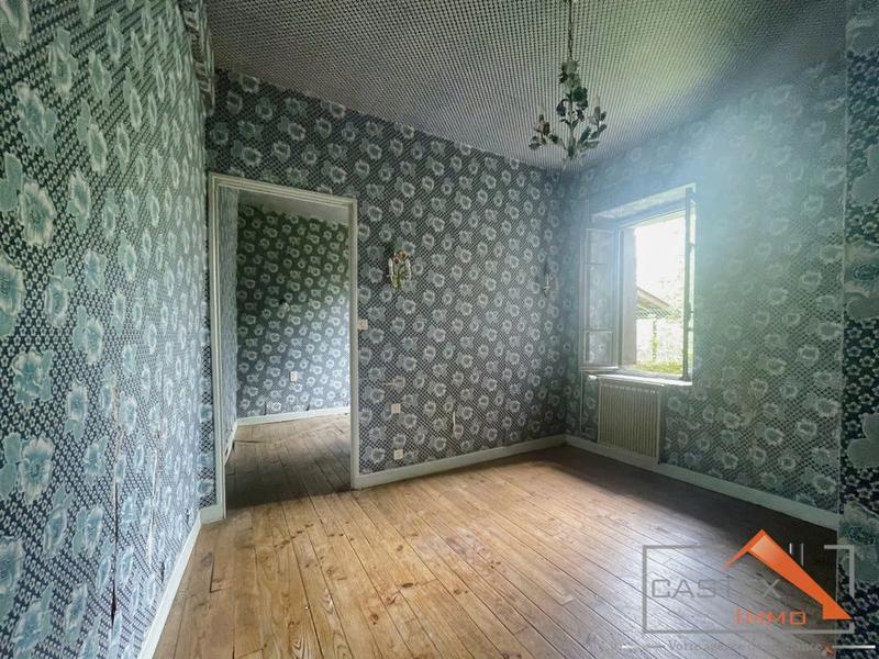 Maison - 334 m² - 9 pièces