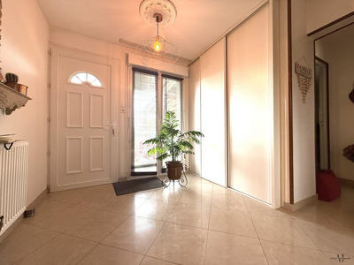 Maison - 125 m² - 6 pièces