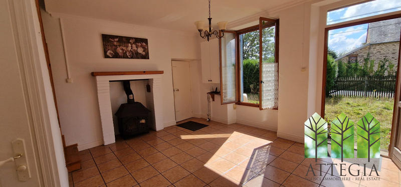 Maison - 90 m² - 5 pièces