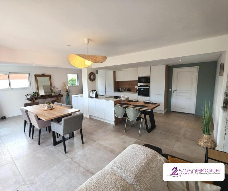 Maison - 150 m² - 5 pièces