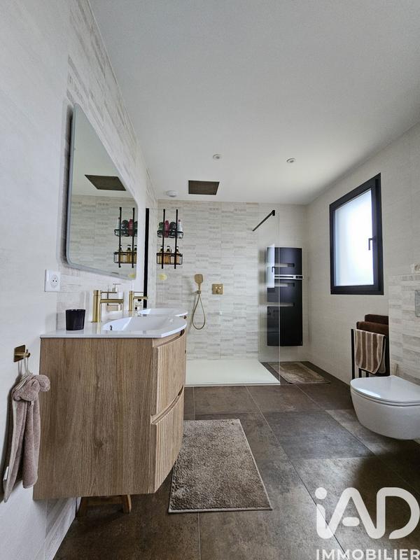 Maison - 156 m² - 5 pièces