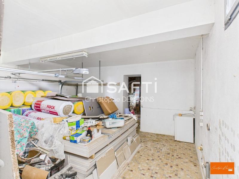 Maison - 200 m² - 6 pièces