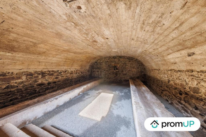 Maison ancienne - 180 m² - 8 pièces