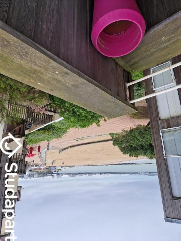 Chambre - 9 m² - 1 pièce