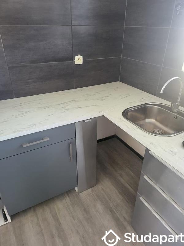 Chambre - 12 m² - 1 pièce