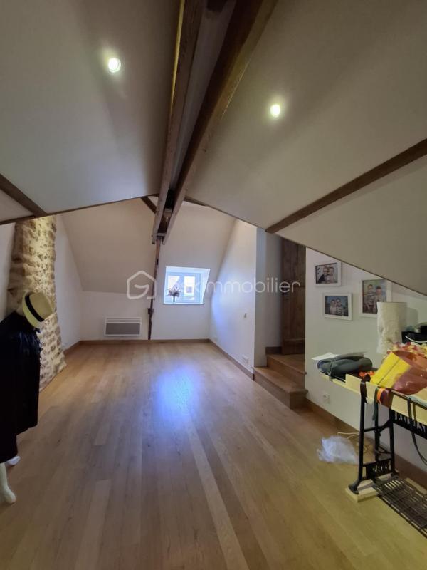 Maison de village - 181 m² - 6 pièces