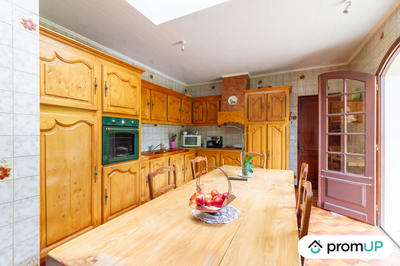 Maison - 167 m² - 7 pièces