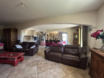 Maison - 178 m² - 5 pièces