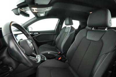 Audi A1 sportback 25 Tfsi s line s tronic 7 95 ch