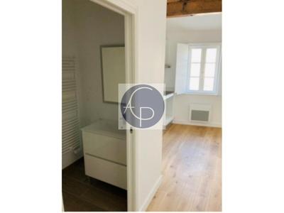 Appartement - 101 m² - 4 pièces