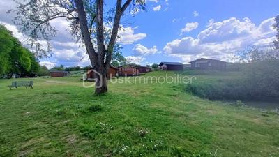 Terrain de loisirs - 31 000 m²