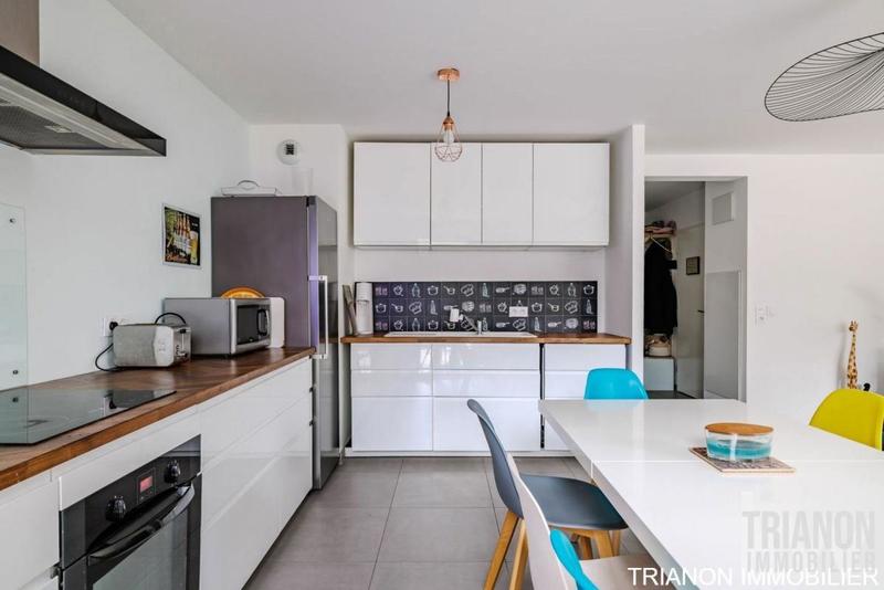 Maison - 97 m² - 4 pièces