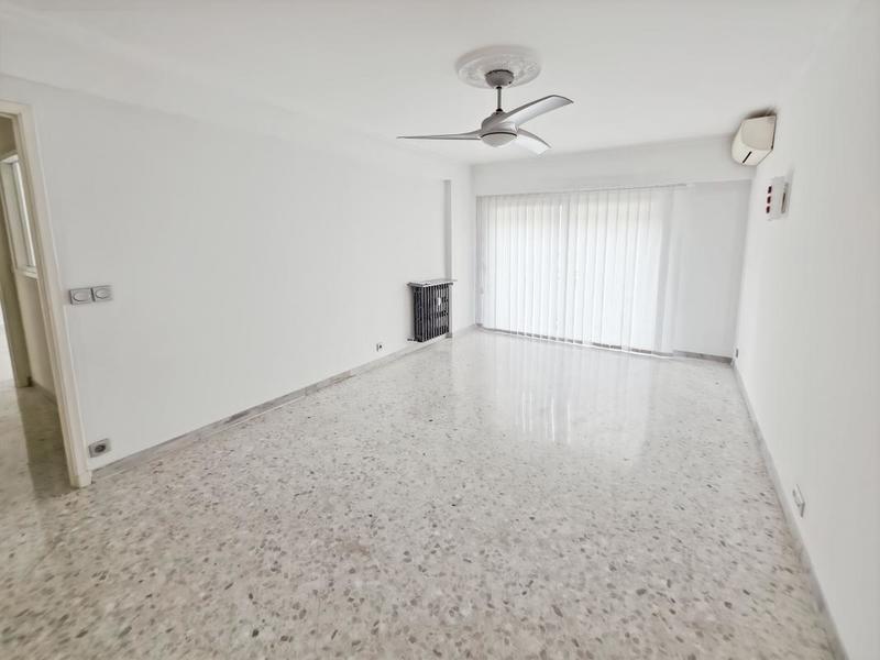 Appartement - 98 m² - 5 pièces