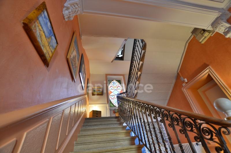 Maison bourgeoise - 395 m² - 11 pièces