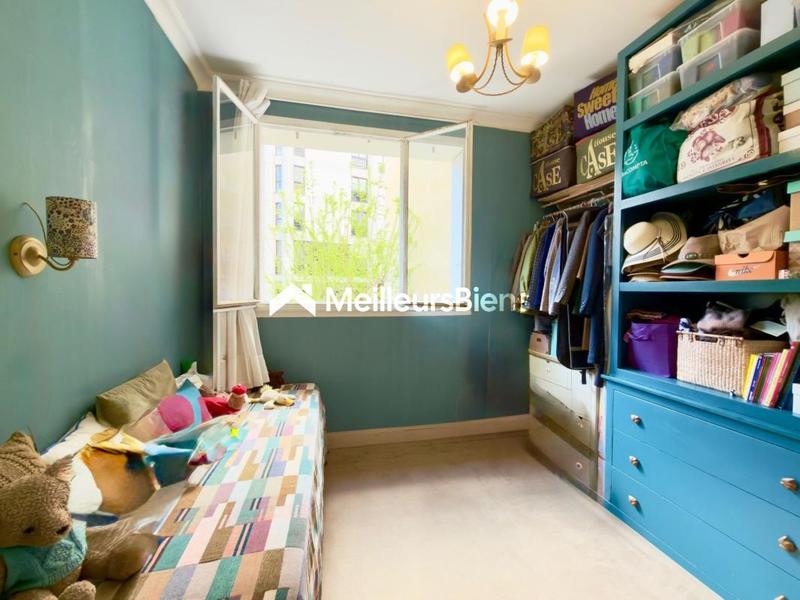 Appartement ancien - 98 m² - 5 pièces