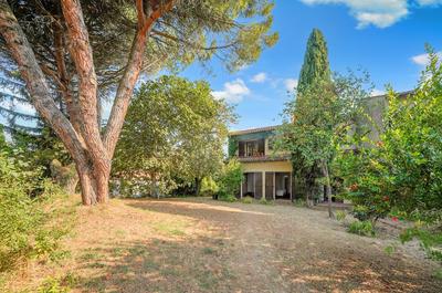 Maison traditionnelle - 217 m² - 7 pièces