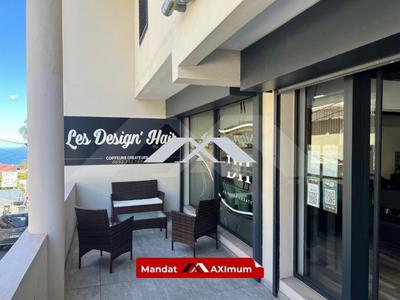 Fonds de commerce - Services - 65 m²