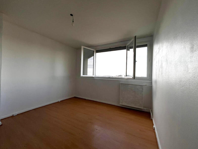 Appartement - 98 m² - 5 pièces