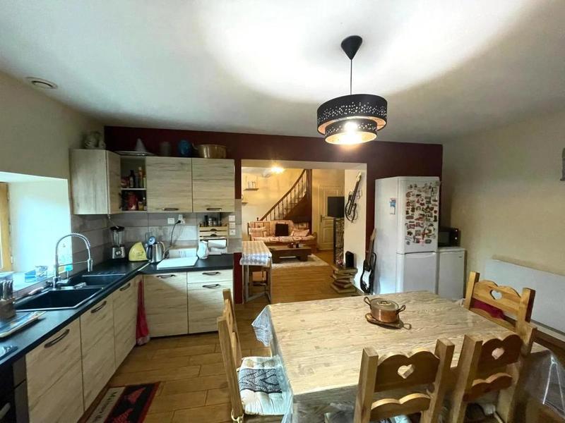 Maison de village - 100 m² - 4 pièces