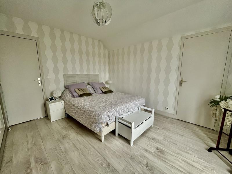 Maison - 105 m² - 4 pièces