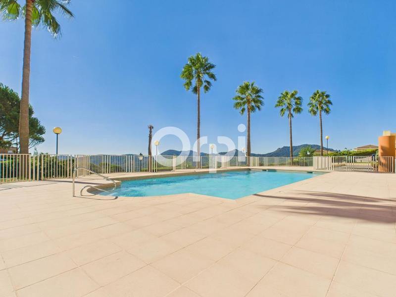 Appartement - 77 m² - 3 pièces