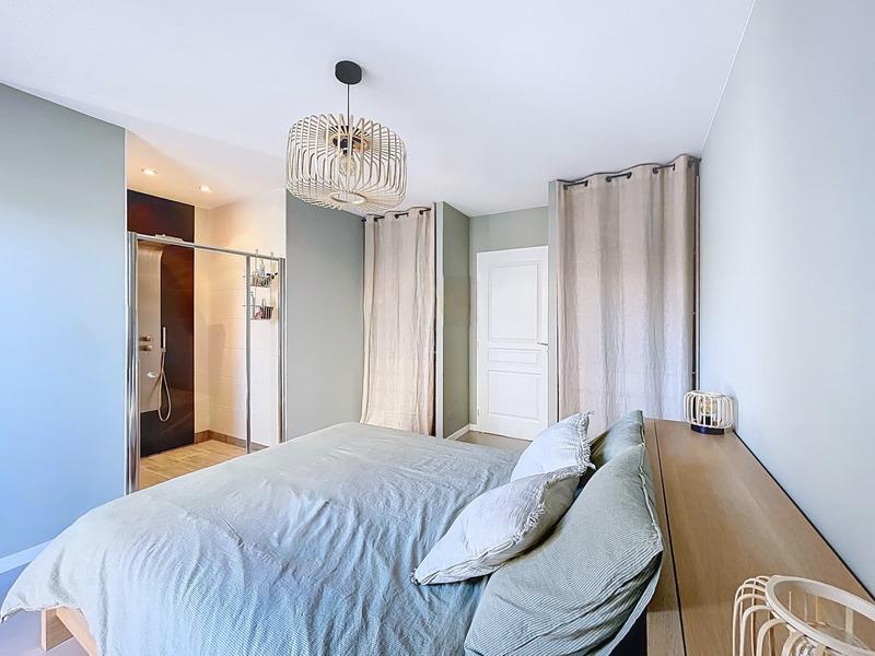 Maison - 163 m² - 6 pièces