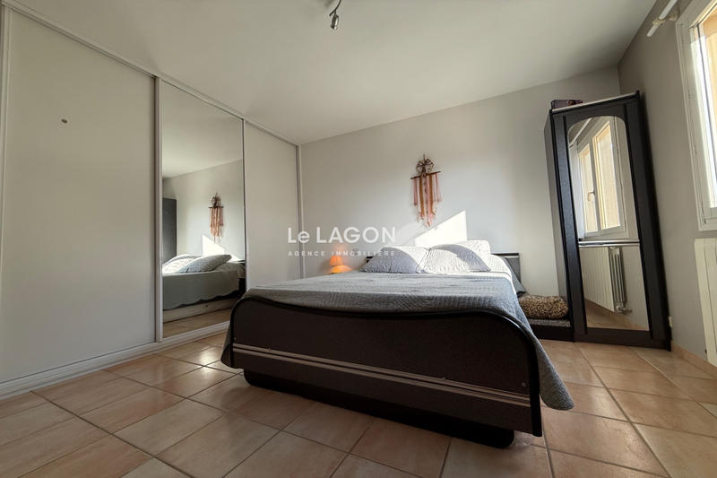 Maison - 295 m² - 9 pièces