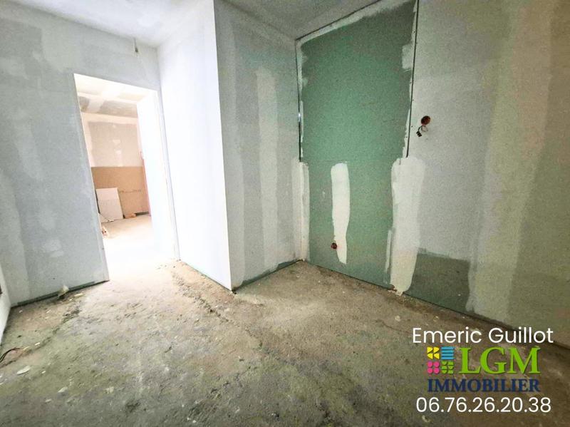 Maison de ville - 92 m² - 4 pièces