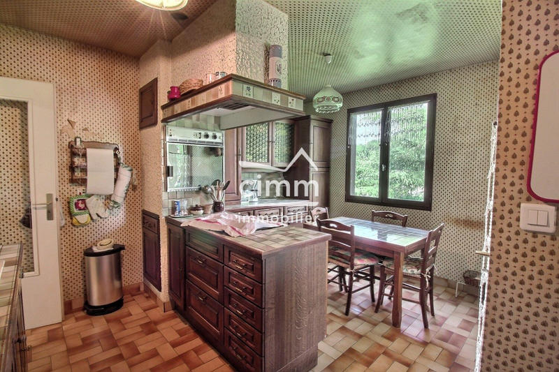 Maison traditionnelle - 134 m² - 5 pièces