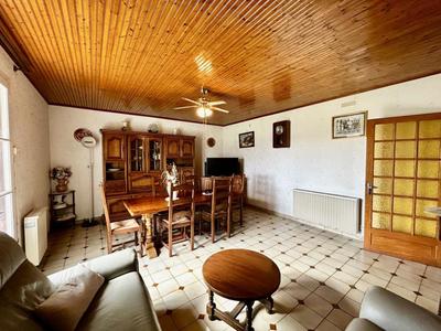 Maison - 100 m² - 4 pièces