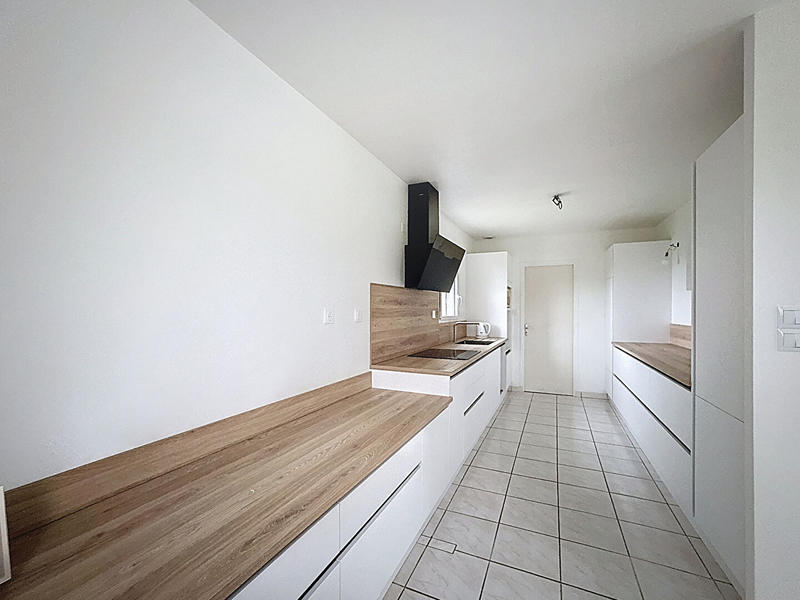 Maison - 121 m² - 5 pièces