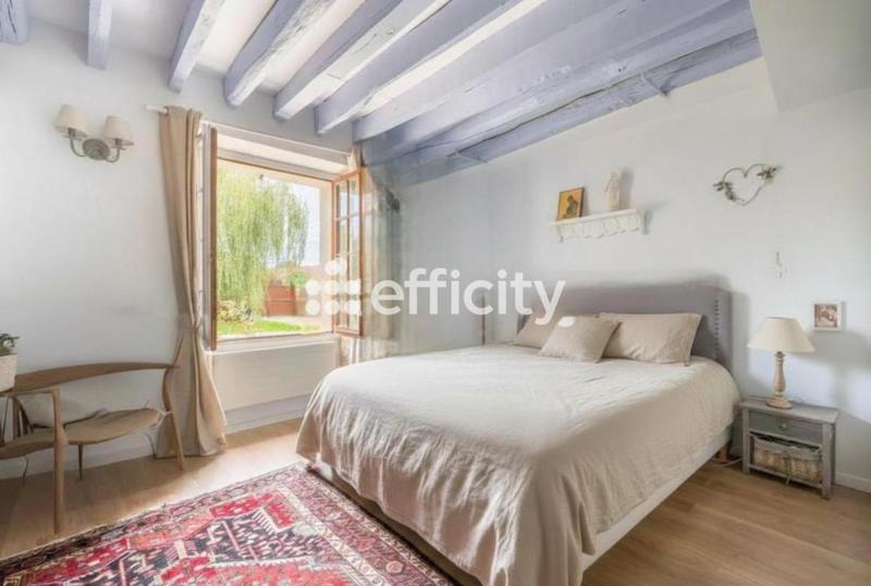 Maison ancienne - 247 m² - 12 pièces