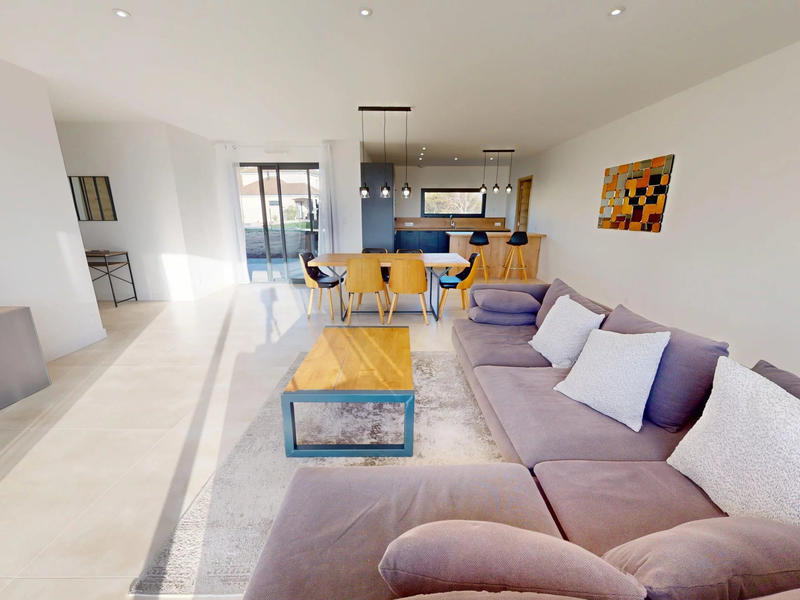 Maison - 146 m² - 6 pièces