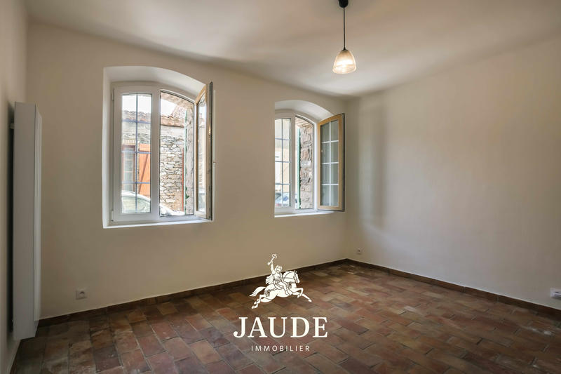 Maison - 200 m² - 8 pièces