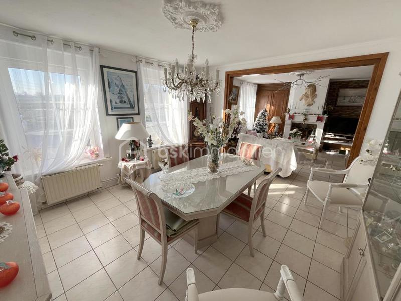 Maison - 136 m² - 7 pièces