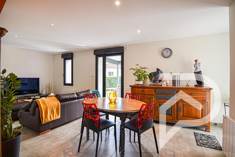 Maison - 105 m² - 4 pièces