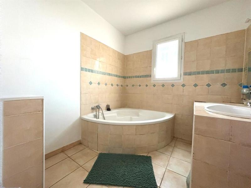 Villa - 135 m² - 6 pièces