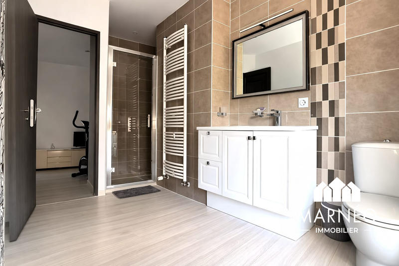 Maison ancienne - 192 m² - 6 pièces