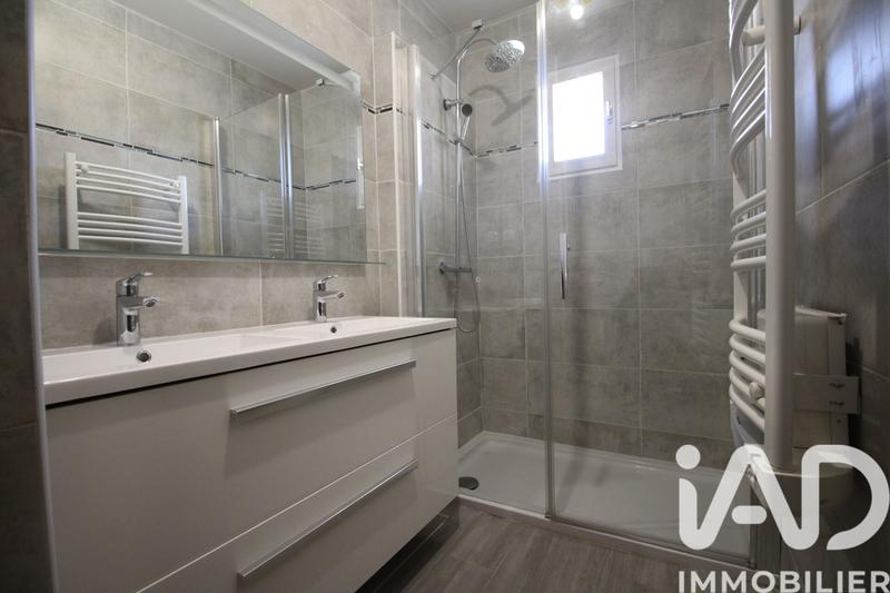 Maison - 166 m² - 8 pièces