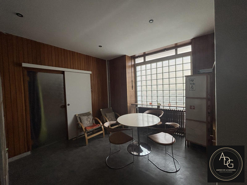 Local d'activités - 90 m² - 3 pièces