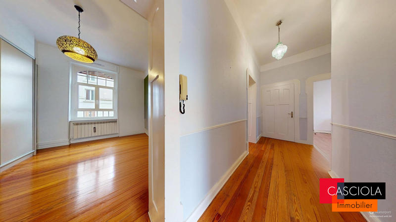 Appartement - 85 m² - 4 pièces