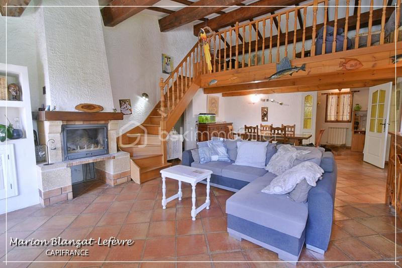 Maison - 150 m² - 5 pièces