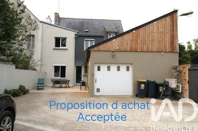Maison - 183 m² - 7 pièces
