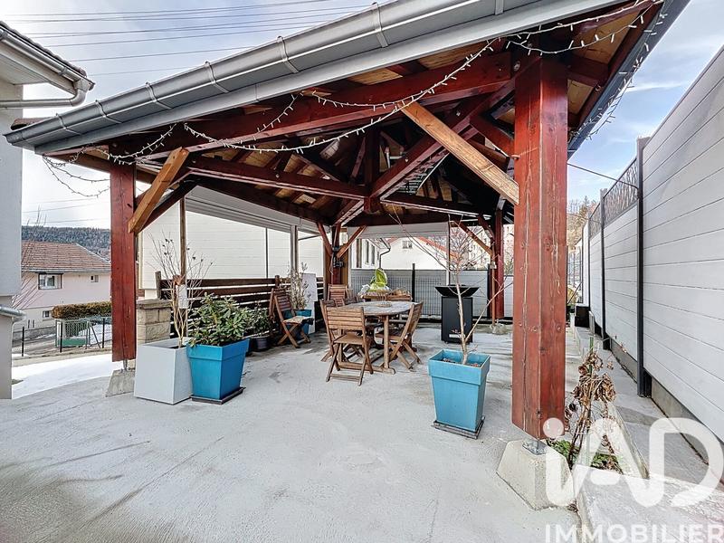 Maison - 96 m² - 5 pièces